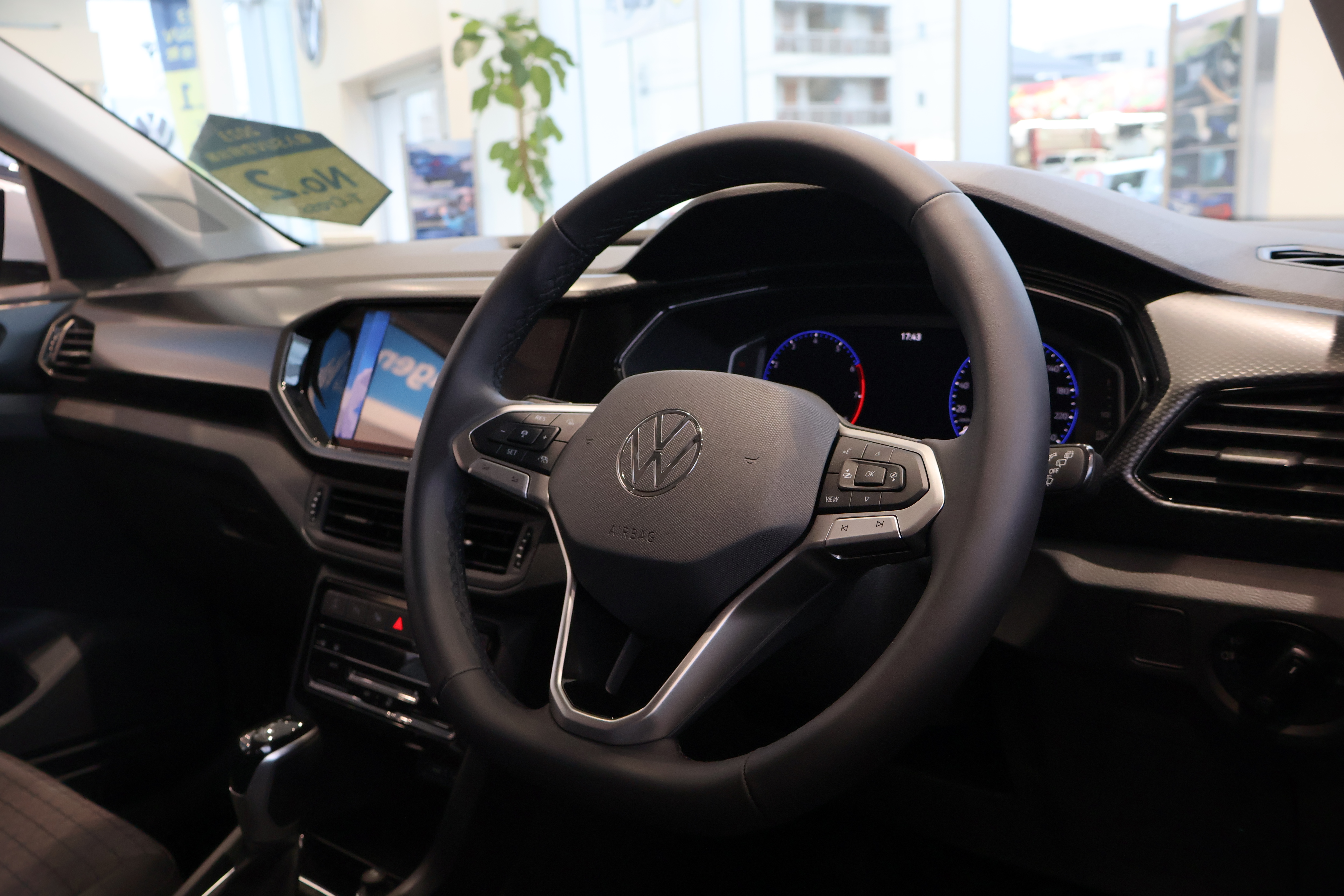 The new T-Cross TSI Style セーフティパッケージ、デザインパッケージの画像4