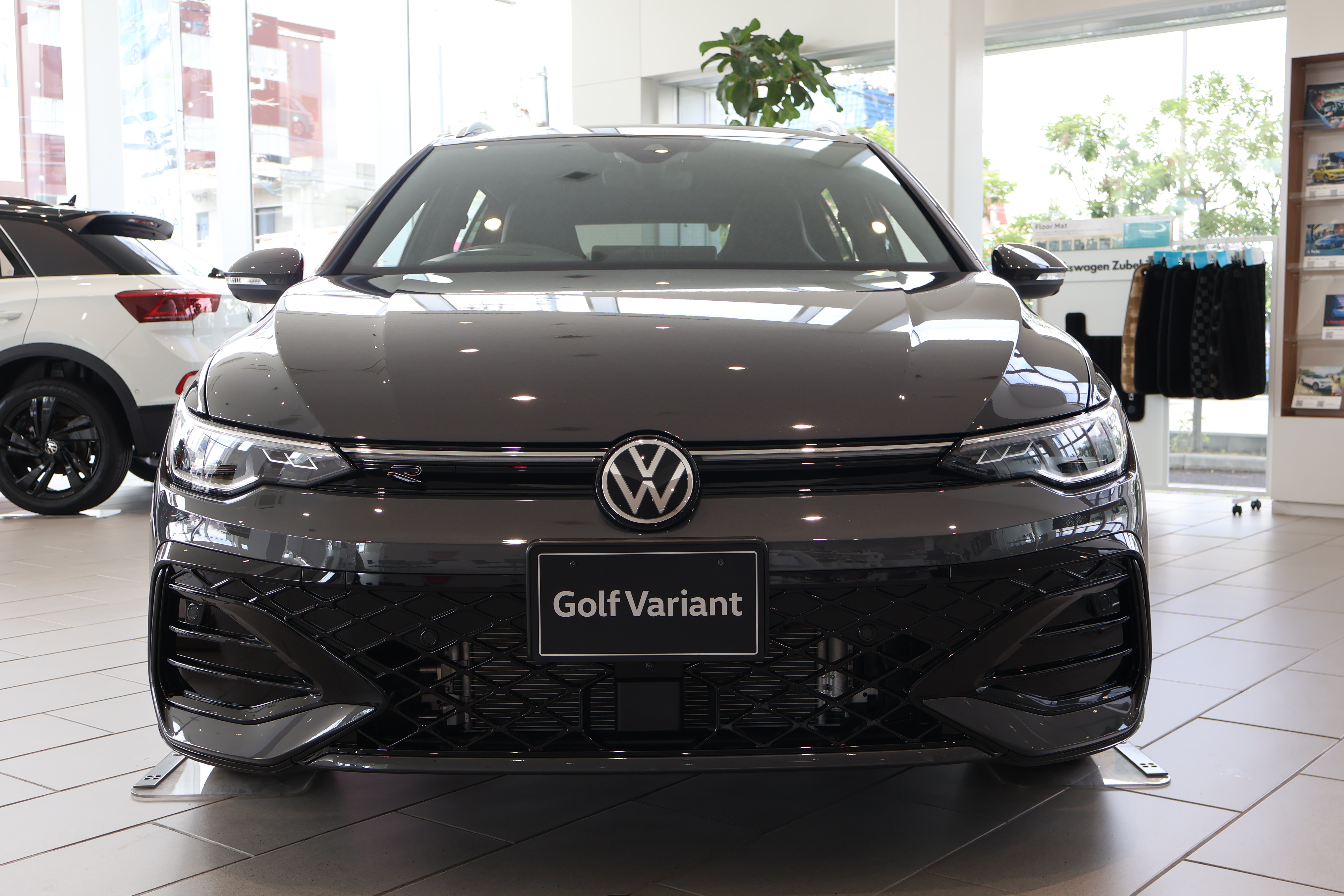 東京　Volkswagen　6段変速　700✕35 Amazon | Volkswagen(フォルクスワーゲン)700Cシマノ6段変速