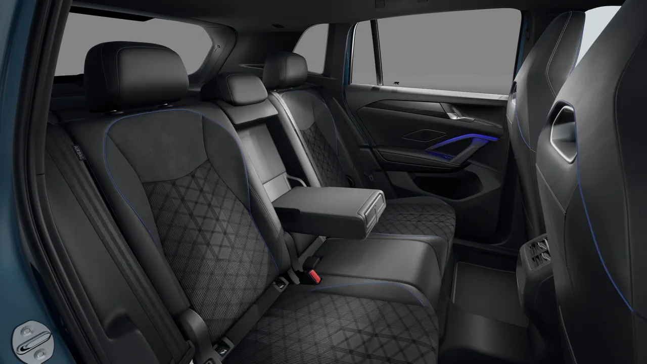 The all-new Tiguan eTSI R-Line レザーシートパッケージ、ラグジュアリーパッケージの画像4