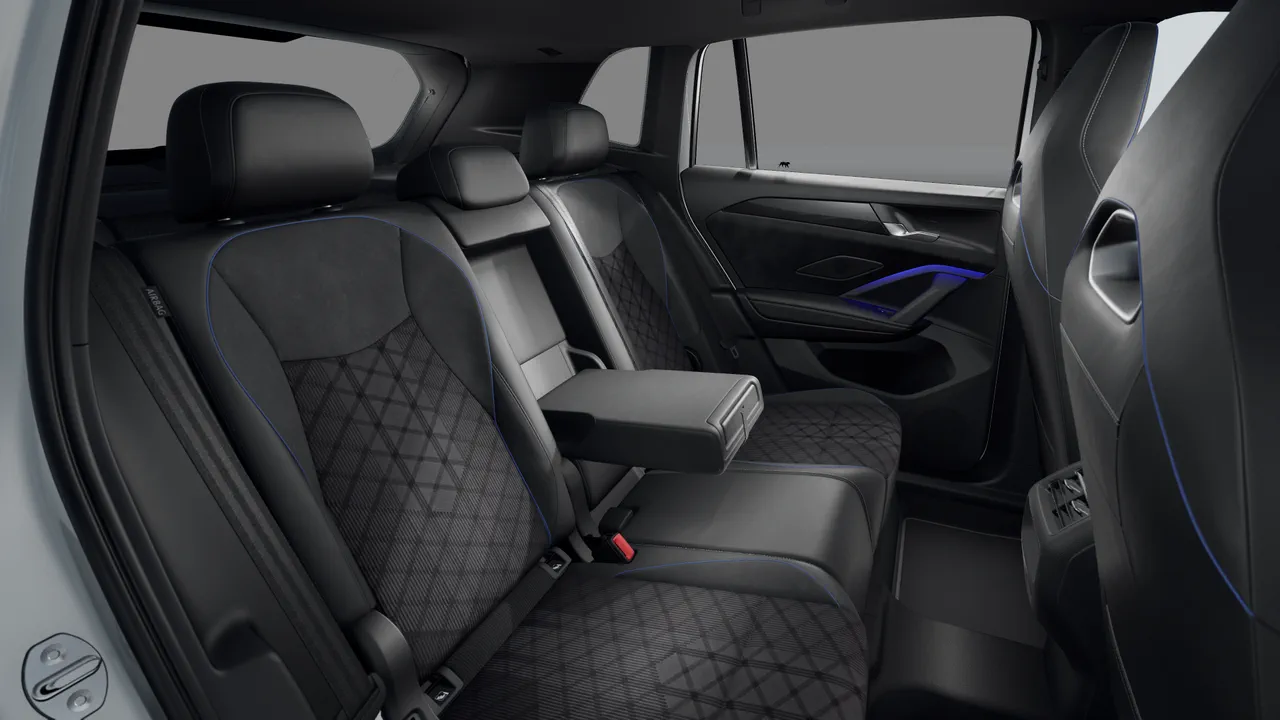 Tiguan TDI 4MOTION R-Lineレザーシートパッケージ、ラグジュアリーパッケージの画像4